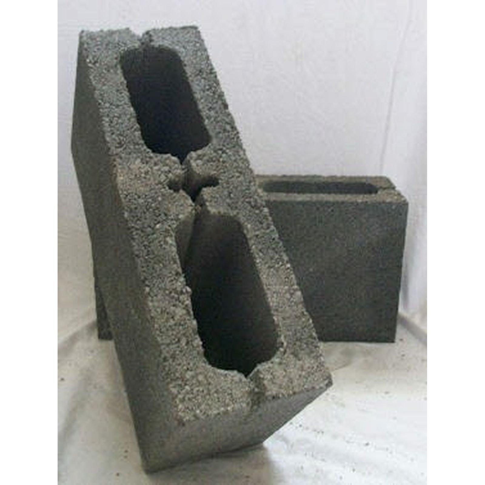 140mm Hollow Dense Concrete Block 3.5Kn 215X440 | Beers Timber